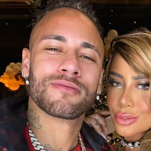 Neymar é irmão de Rafaella Santos, ex-namorada de Gagibol, do Flamengo