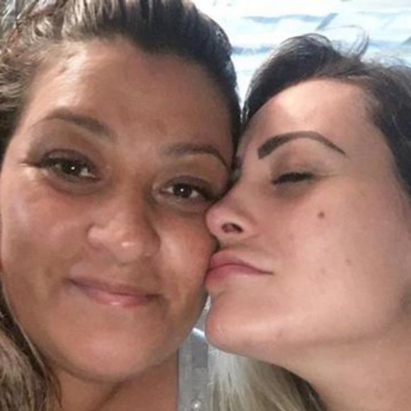 Mãe de Andressa Urach diz que o genro impedia a filha de tomar os remédios para os transtornos psicológicos 