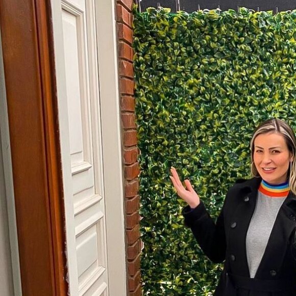 Andressa Urach continuará o tratamento em casa e passará uns dias sob os cuidados da mãe na casa dela
 