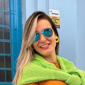 Andressa Urach passou 20 dias internada por conta de um surto psicótico com delírios místicos
