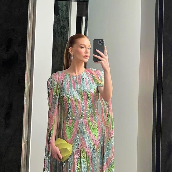 Marina Ruy Barbosa mostrou detalhes de seu vestido poderoso