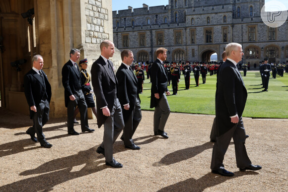 Funcionários do Castelo de Windsor estão 'extremamente preocupados com seus futuros' e têm achado o local 'estranhamente silencioso'