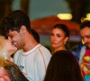 Karoline Lima trocou beijos com Nilson Neto na Farofa da Gkay