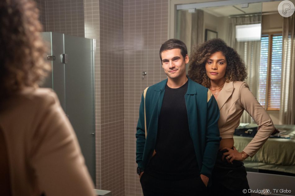 Novela 'FuzuĂȘ' escala galĂŁ de 'Todas as Flores' para papel principal Purepeople Novela 'FuzuĂȘ' escala galĂŁ de 'Todas as Flores' para papel principal Purepeople