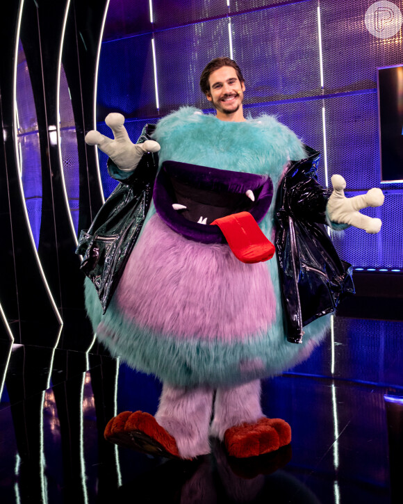 Nicolas Prattes foi visto também no 'The Masked Singer'