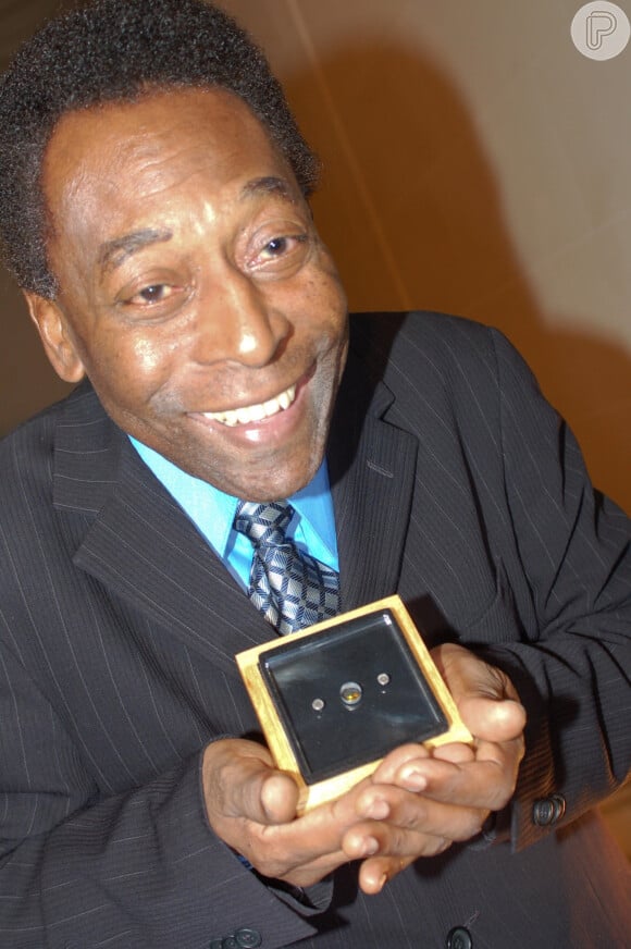 Novo boletim médico de Pelé foi divulgado