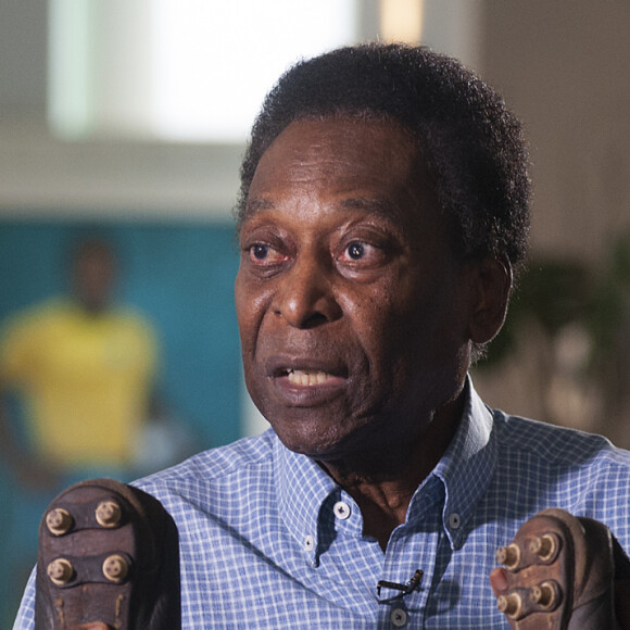 Pelé tem piora em seu quadro de câncer no cólon