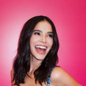 Tom do look de Bruna Marquezine fazia alusão ao filme 'Besouro Azul', do qual será a protagonista feminina