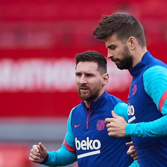 Piqué x Messi: a relação entre os jogadores azedou na época em que o craque argentino deixou o Barcelona, em 2021