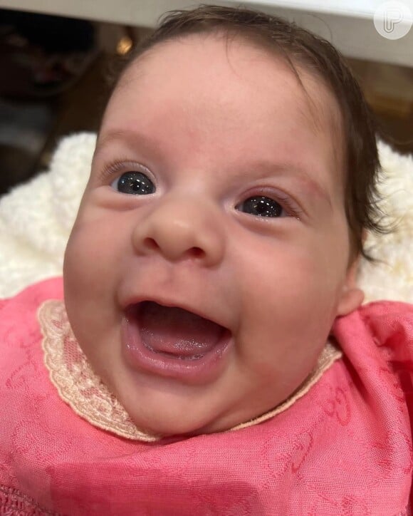 Maria Flor, filha caçula de Virgínia Fonseca, nasceu no dia 22 de outubro de 2022