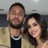 Neymar e Bruna Biancardi juntos em passeio reforçam rumores de volta do casal. Vídeo!