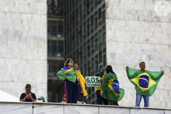 Felipe Neto pediu que os participantes aos ataques em Brasília sejam identificados e punidos
