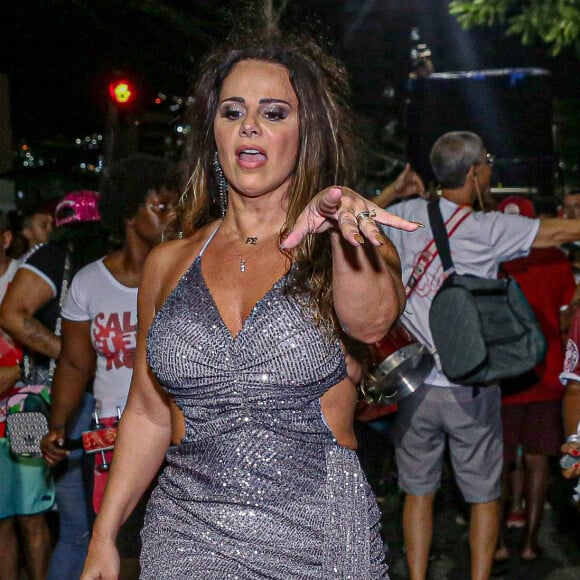 Viviane Araújo arrasou em ensaio do Salgueiro para o carnaval 2023