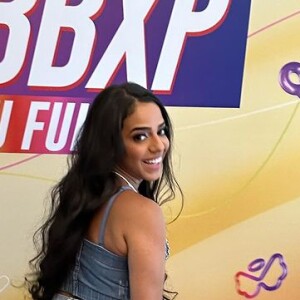 Mirella Santos fez uma live para 700 mil pessoas mostrando a casa do 'BBB 23'