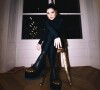 Gkay usou look total black durante a Semana de Moda de Alta Costura da Paris