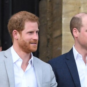 Família real: Príncipe William não quer Harry na cerimônia de coroação do Rei Charles III