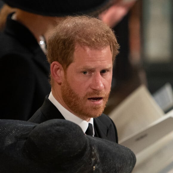 Segundo rumores, uma cúpula de reconciliação entre Harry, William e Charles III poderia acontecer