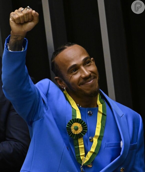 Lewis Hamilton esteve no Brasil no final de 2022, quando recebeu o título de cidadão honorário