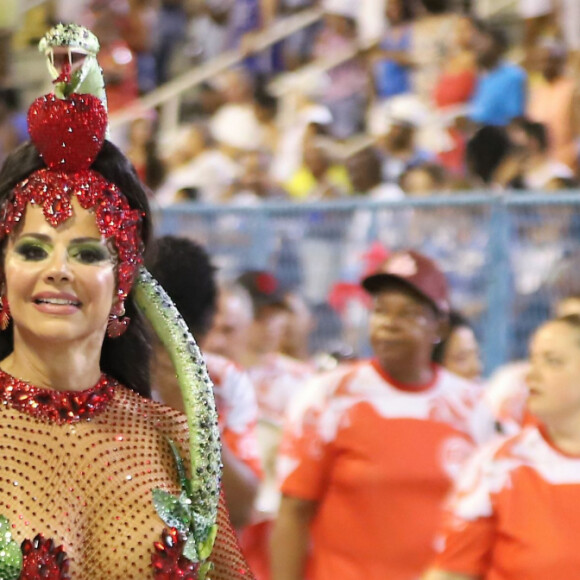 Rainha de bateria, Viviane Araújo ensaiou com o Salgueiro neste domingo, 5 de fevereiro de 2023