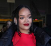 Rihanna usou batom vermelho ainda não lançado no Brasil no show realizado no intervalo do Super Bowl