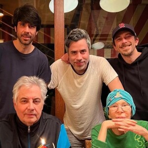 Rita Lee fez tratamento de imunoterapia e radioterapia desde descoberta do câncer, em 2021