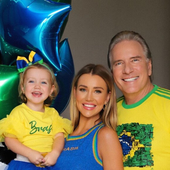 Roberto Justus é casado com Ana Paula Seibert, com quem teve uma filha, Vicky