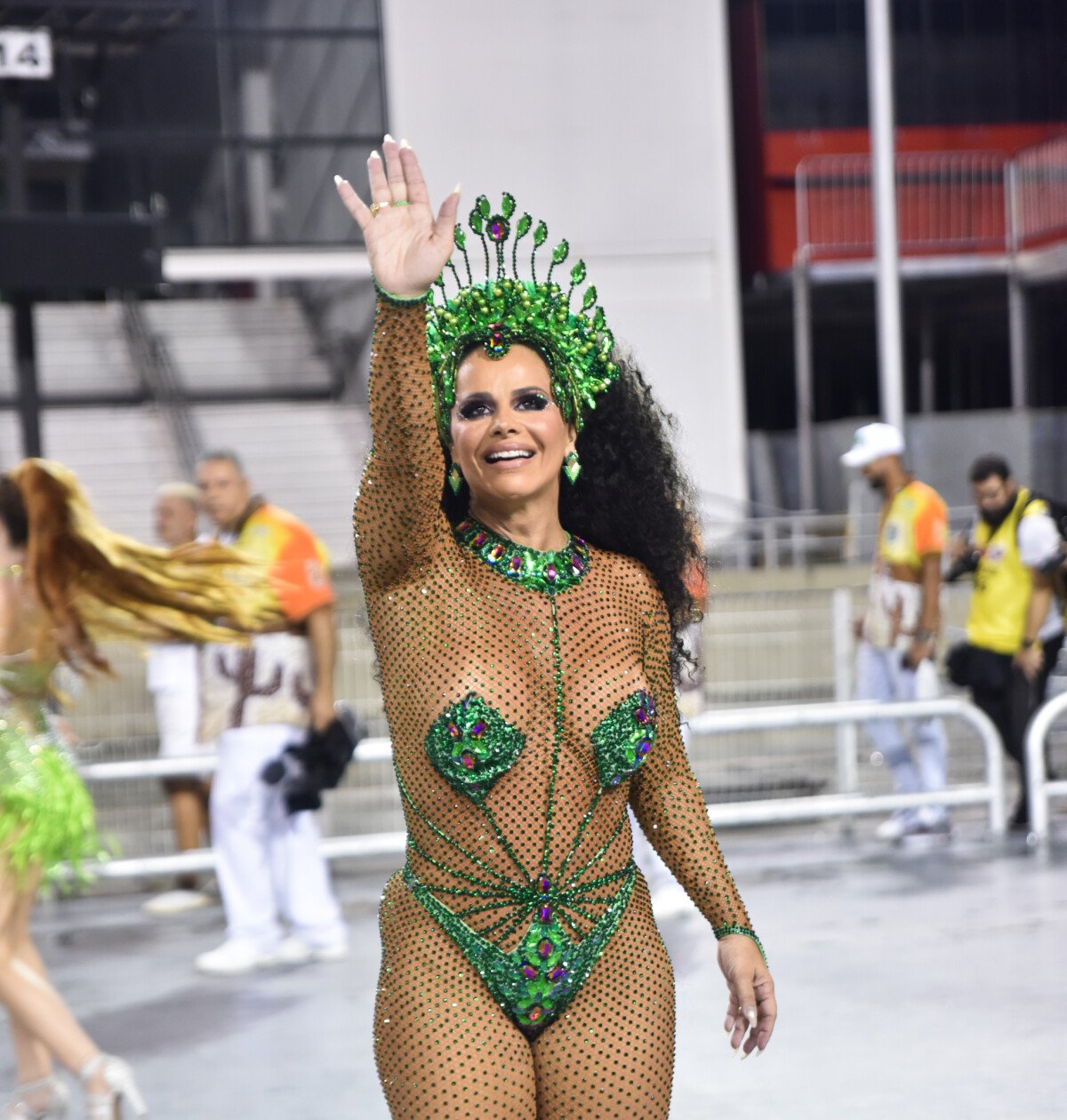 Foto: Viviane Araujo será Rainha de Bateria da Mancha Verde no sábado (18)  - Purepeople