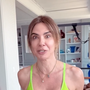 Luciana Gimenez exibiu imagens de um treino em seu apartamento luxuoso