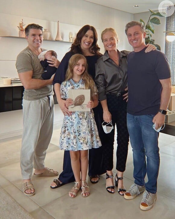 Angélica, Luciano Huck e Eva visitaram Luca, filho recém-nascido de Claudia Raia e Jarbas Homem de Mello