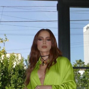 Anitta demonstrou ser supersticiosa e disse que tem uma taróloga de confiança