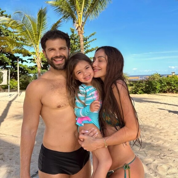 Sabrina Sato e Duda Nagle são pais da pequena Zoe, de quatro anos