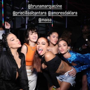 Bruna Marquezine curtiu o aniversário de Anitta na última sexta (24)