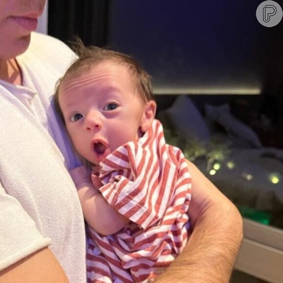 Filho de Claudia Raia e Jarbas Homem de Mello virou meme com sua expressão facial