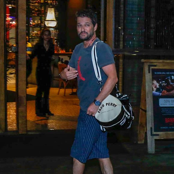 Marcelo Serrado compareceu ao aniversário de 40 anos de Vanessa Giácomo