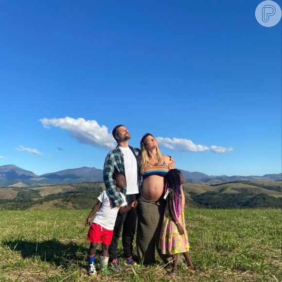 Bruno Gagliasso e Giovanna Ewbank construíram o Rancho da Montanha a partir de 2020