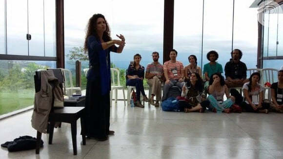 Patricia Furtado de Mendonça dá aulas de teatro