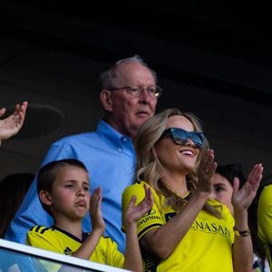 Reese Witherspoon e Jim Toth são pais de Tennesse James Toth, de 10 anos