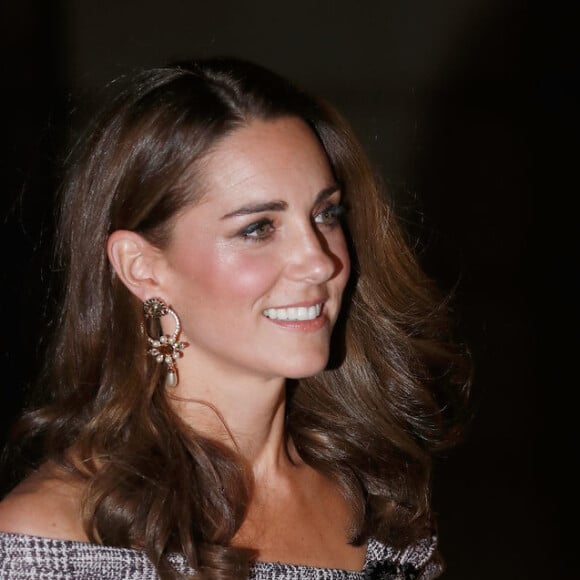 Kate Middleton foi acusada de flertar com o homem após elogio ao corpo