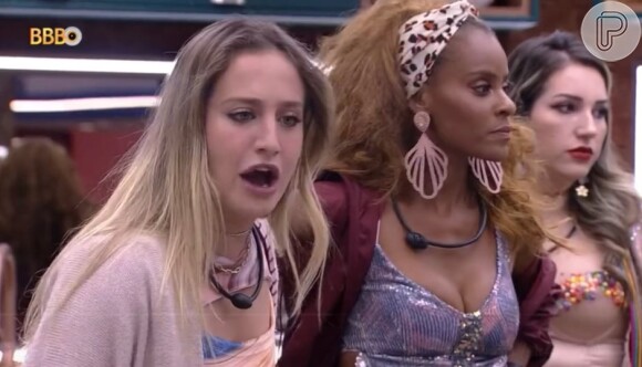 BBB 23: Bruna Griphao discutiu com Cezar Black após ouvir o enfermeiro falando de Larissa