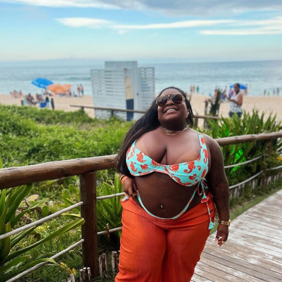 Fotos de Jojo Todynho de biquíni também fazem sucesso na web