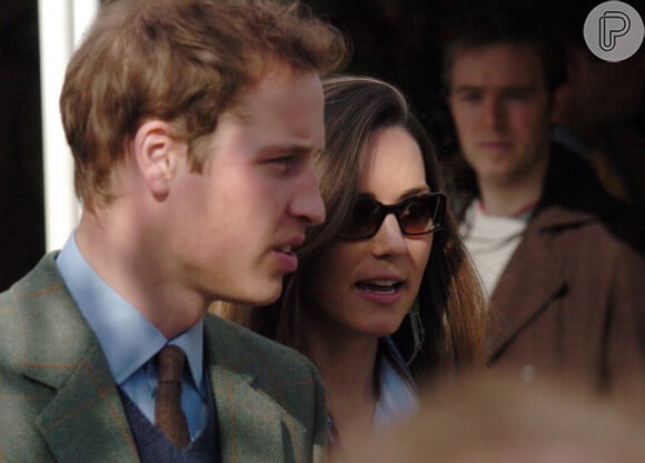 Príncipe William terminou com Kate Middleton pelo telefone