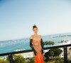 Vestido todo de renda tricolor de Marina Ruy Barbosa usado pela atriz em Cannes é da Gucci