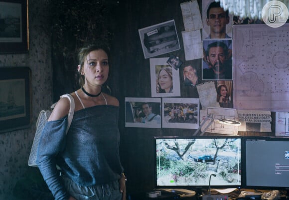 Carolina Miranda interpretou Elisa Lazcano na série 'Quem Matou Sara?'