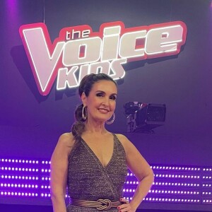 Fátima Bernardes está no comando do 'The Voice Kids'