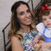 Maria Eduarda, filha de Henri Castelli, comemora aniversário de um ano em São Paulo
