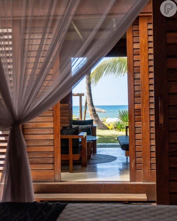 Hotel à beira mar em que Grazi Massafera e Marlon Teixeira estão hospedados na Bahia tem atmosfera reservada e descontraída