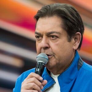 Zeca Camargo e Glenda Kozlowski substituem Faustão, que deixou a Band após pouco mais de um ano