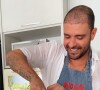 Diogo Nogueira: 'Eu trouxe coisas pra fazer um jantar, ela queria comer massa com camarão e tal. Só que... Não aconteceu nem o jantar'