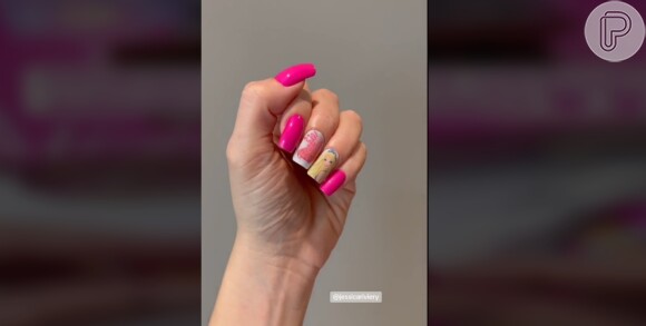 Unhas da Barbie com tatuagem de chiclete viraram tendência no TikTok