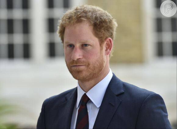 'Harry (...) disse a seu irmão que ele e Meghan estariam abertos a voltar para Londres, onde serviriam ao Rei Charles', diz fonte do In Touch